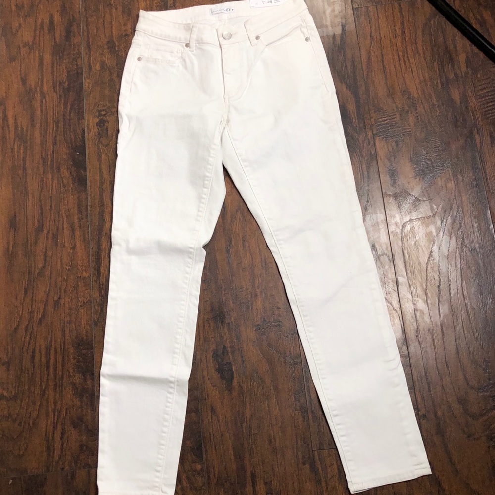 CURVY SKINNY JEANS IN WHITE